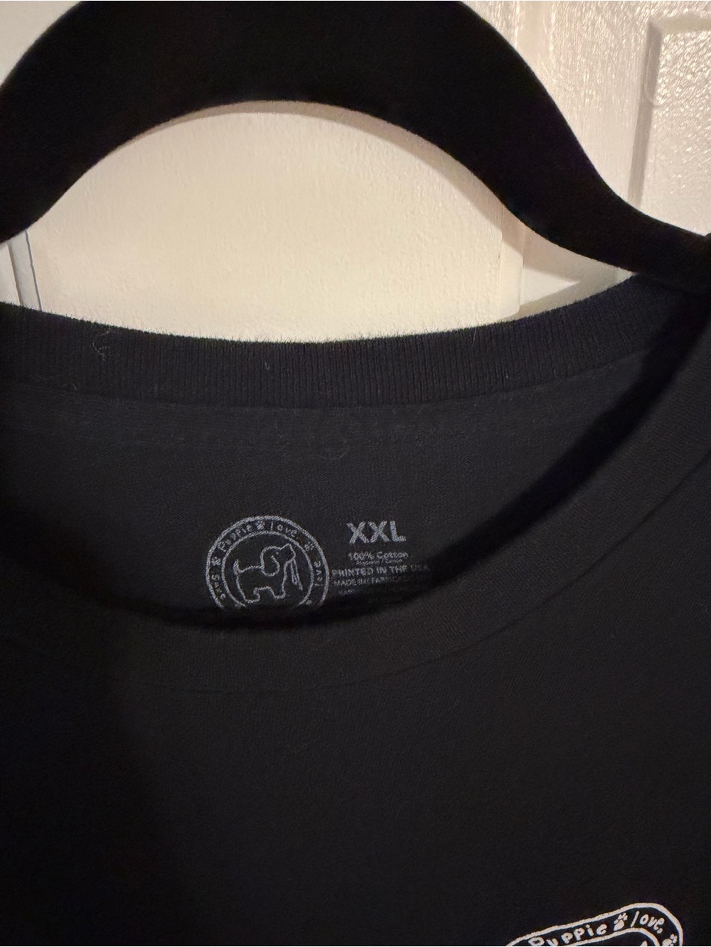 Puppie Love Tshirt - Picture 2 of 3